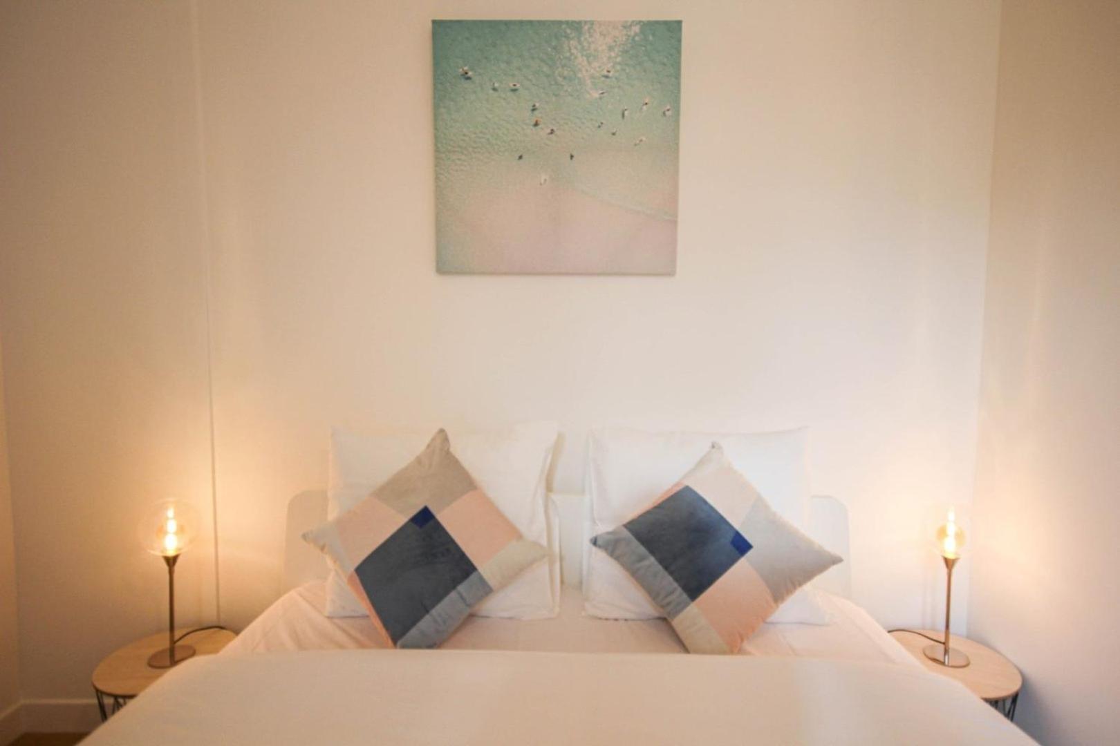 Fully-Equipped Apartment In City Center + Parking リール エクステリア 写真