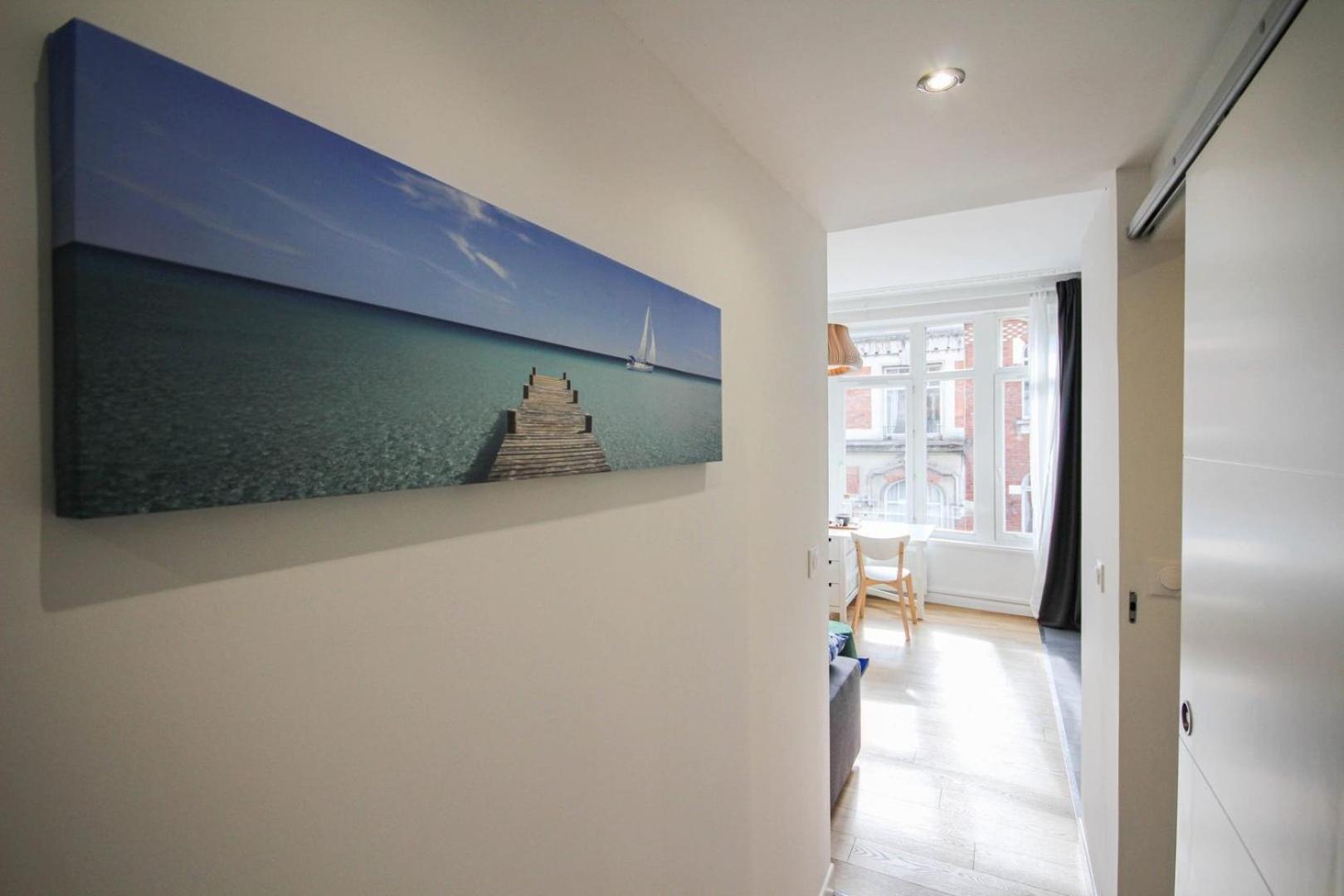 Fully-Equipped Apartment In City Center + Parking リール エクステリア 写真